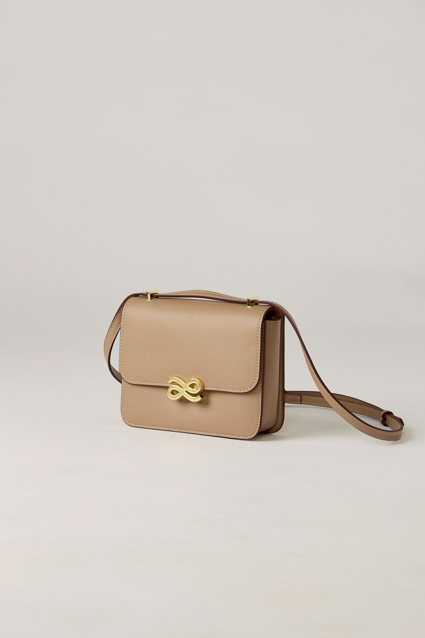 NEW TIMELESSNESS (BLOOM)22 PU CLAY