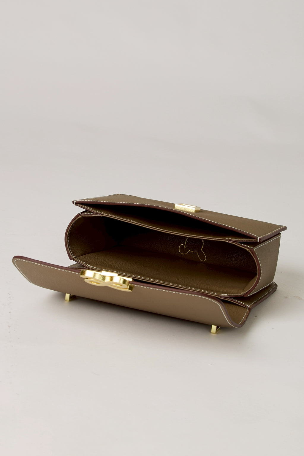 NEW TIMELESSNESS ( BLOOM )22 BLACK