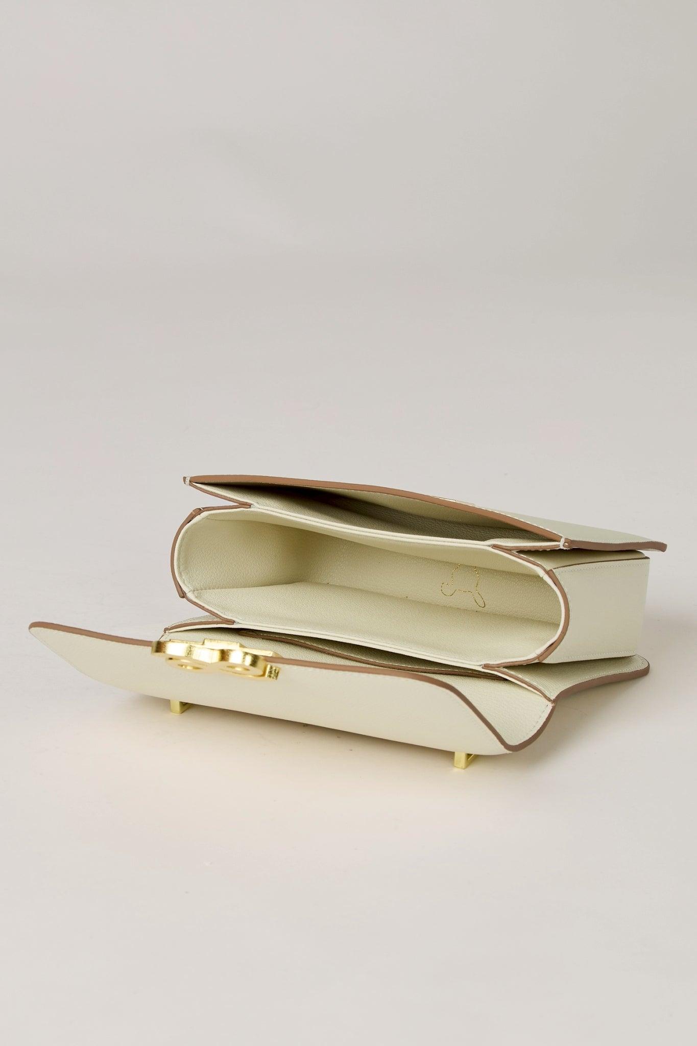 NEW TIMELESSNESS ( BLOOM )19 BROWN