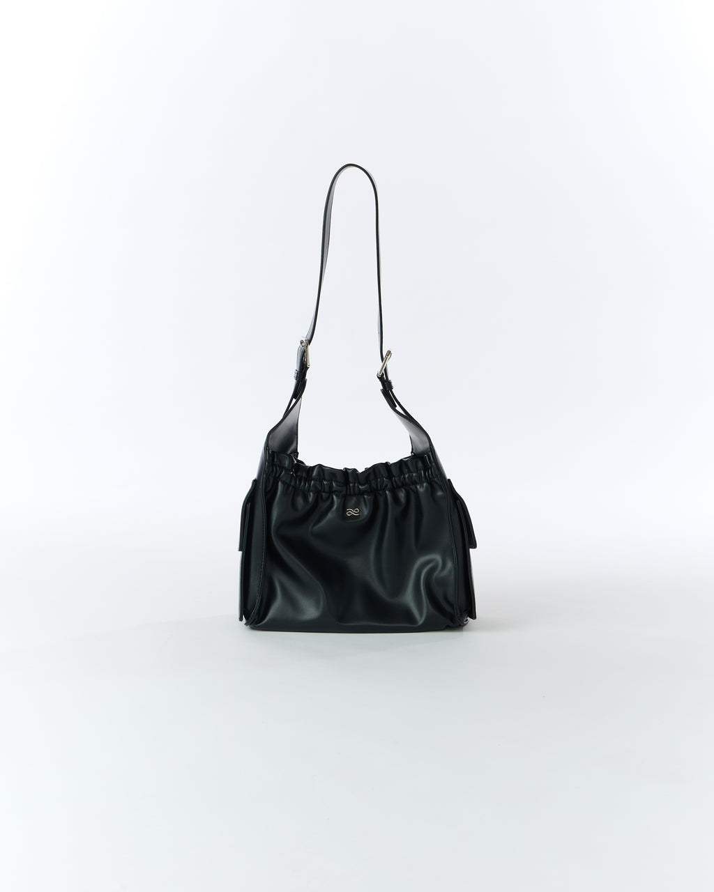 YUMI SLEEK PU BLACK