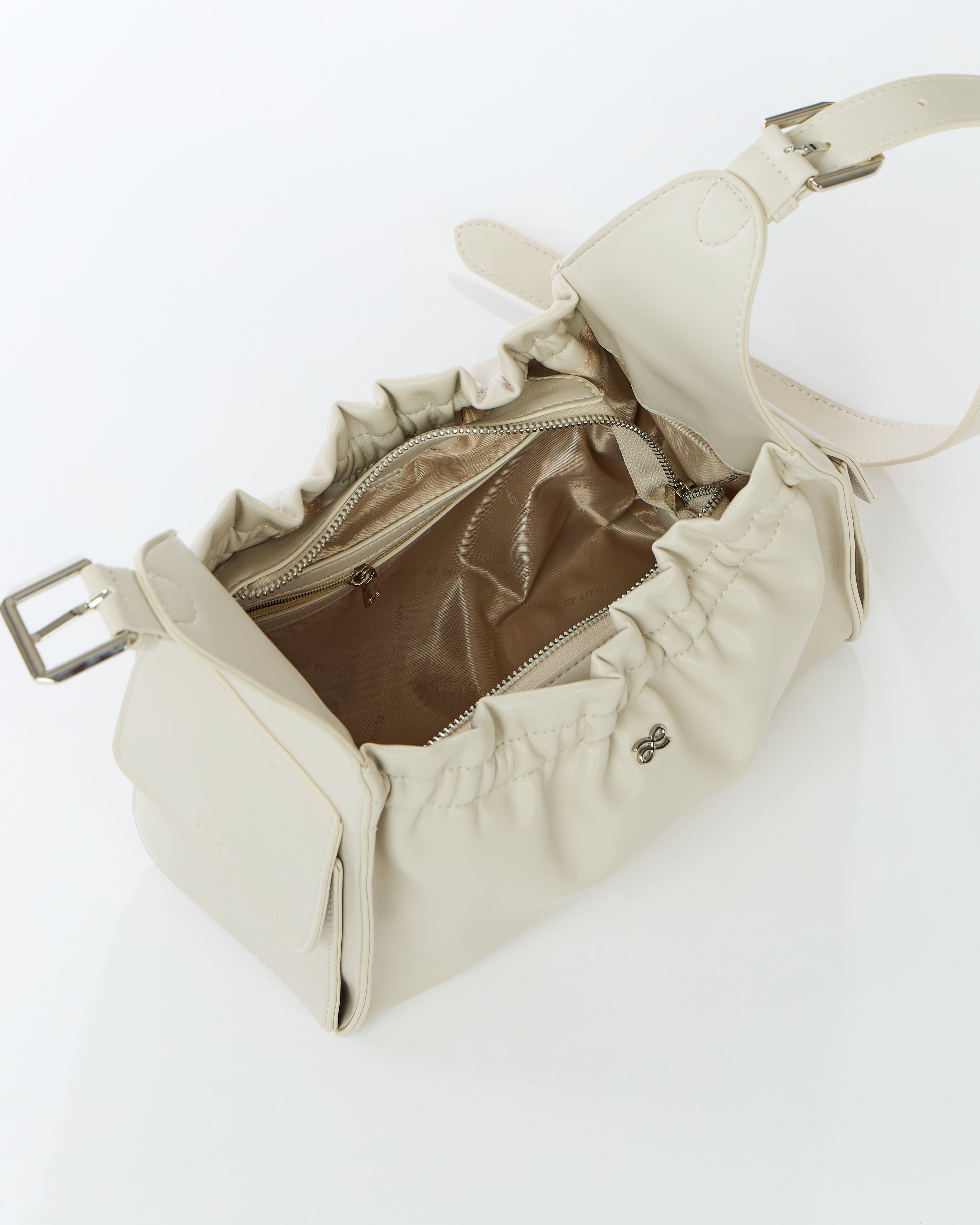 YUMI SLEEK PU BLACK