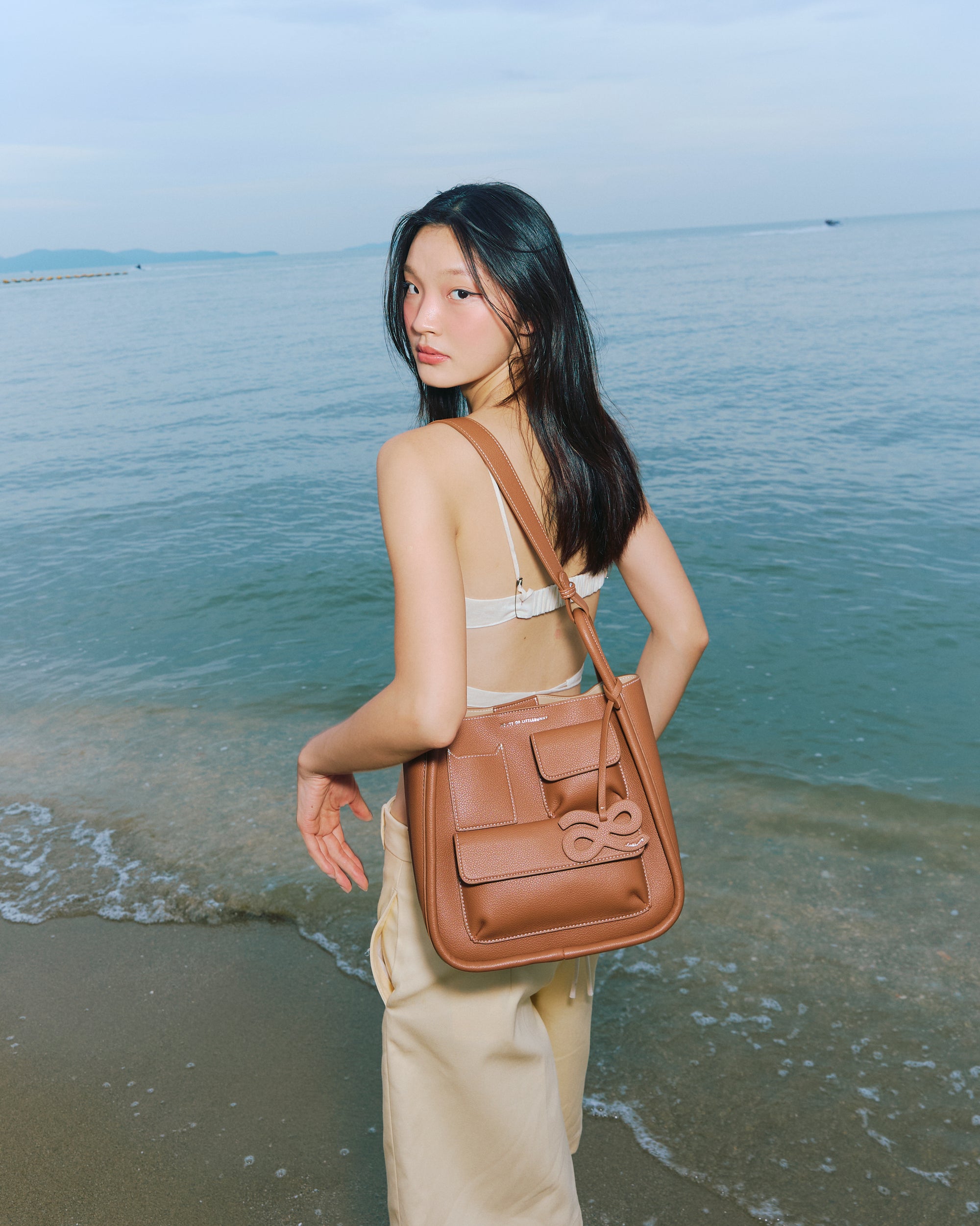 MOMENTUM JOURNEY PU TAN TAUPE , LARGE