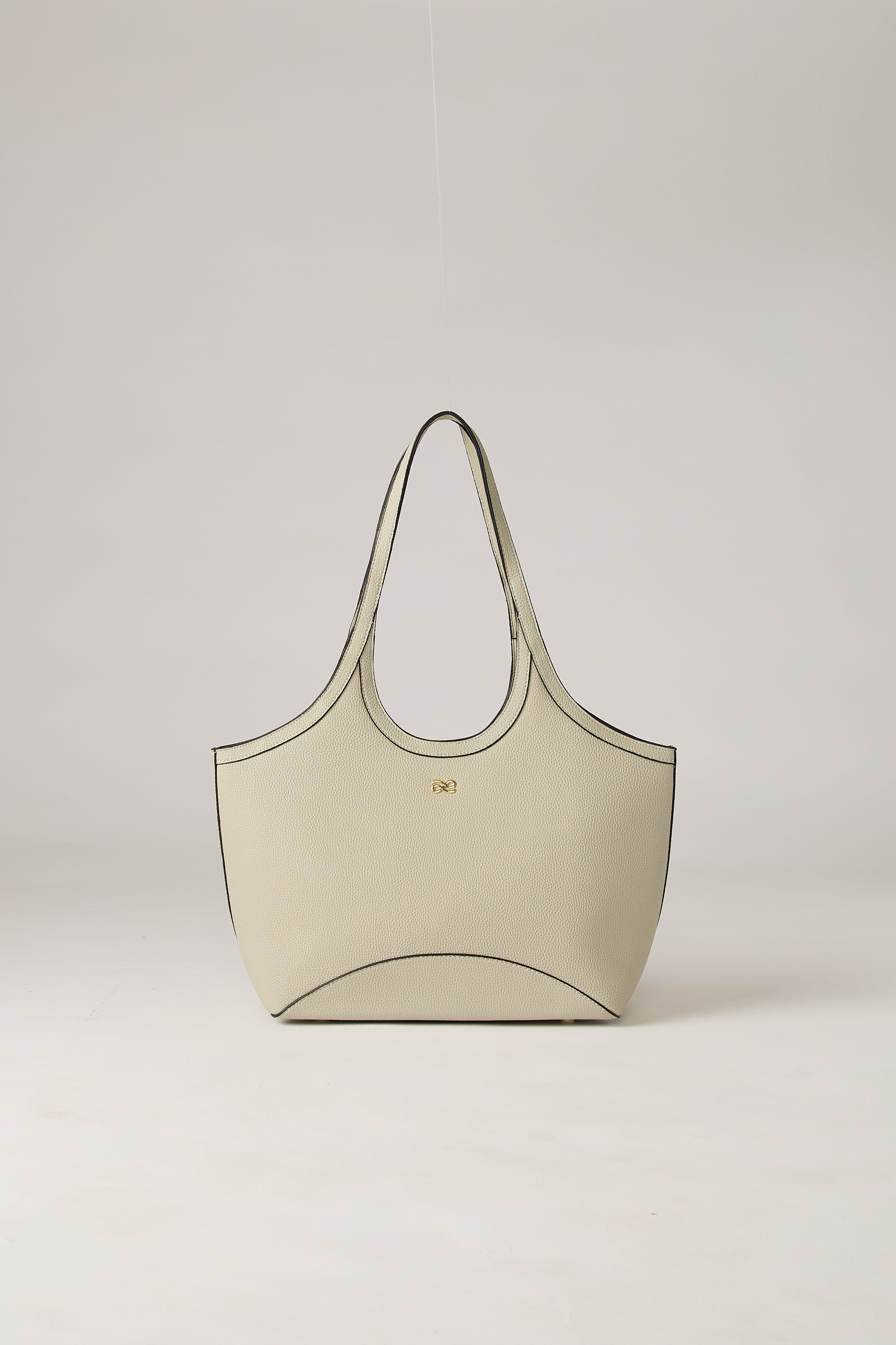 SOLEIL 30 PU PEARL GREY