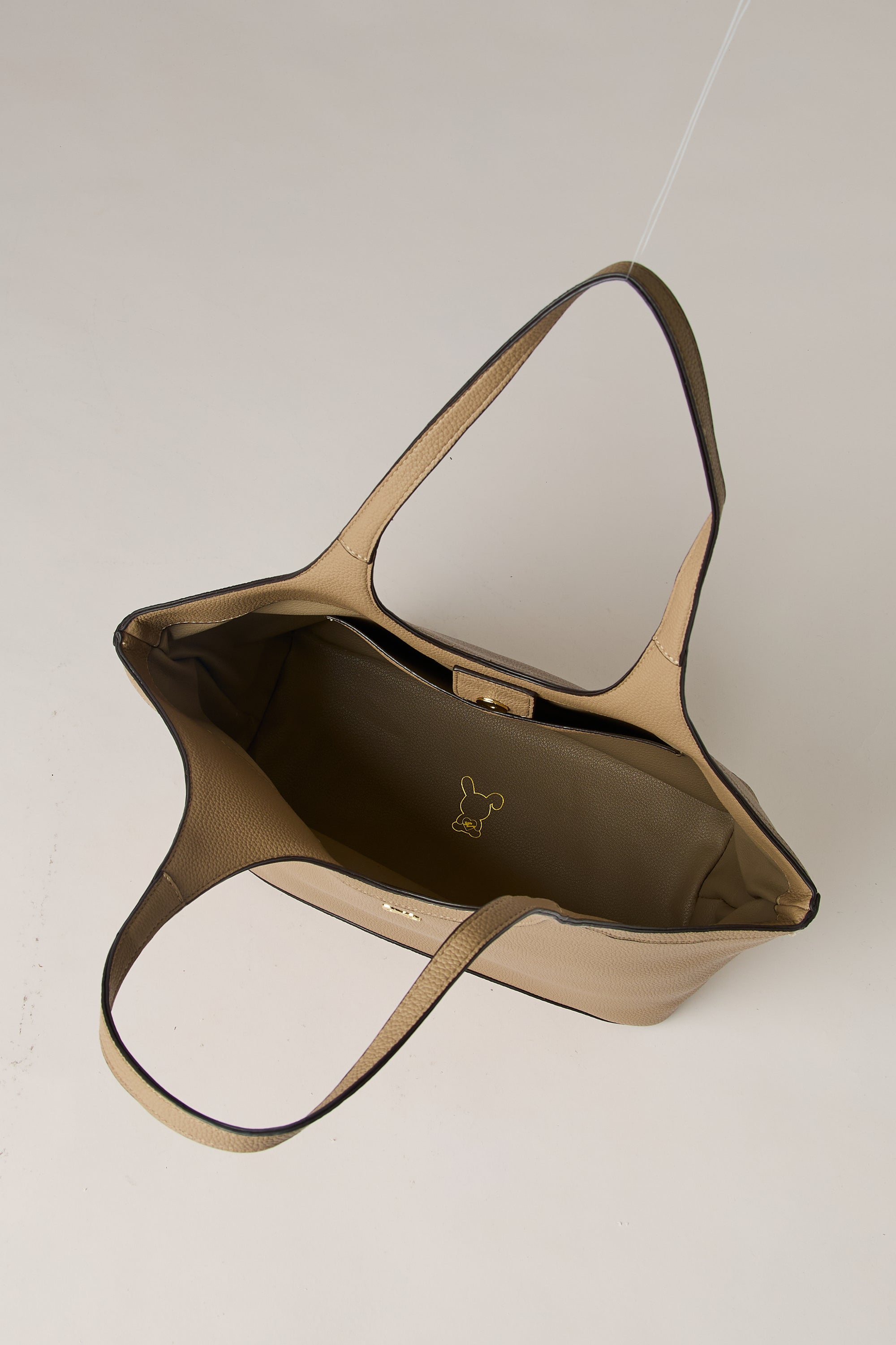 SOLEIL 30 PU BLACK