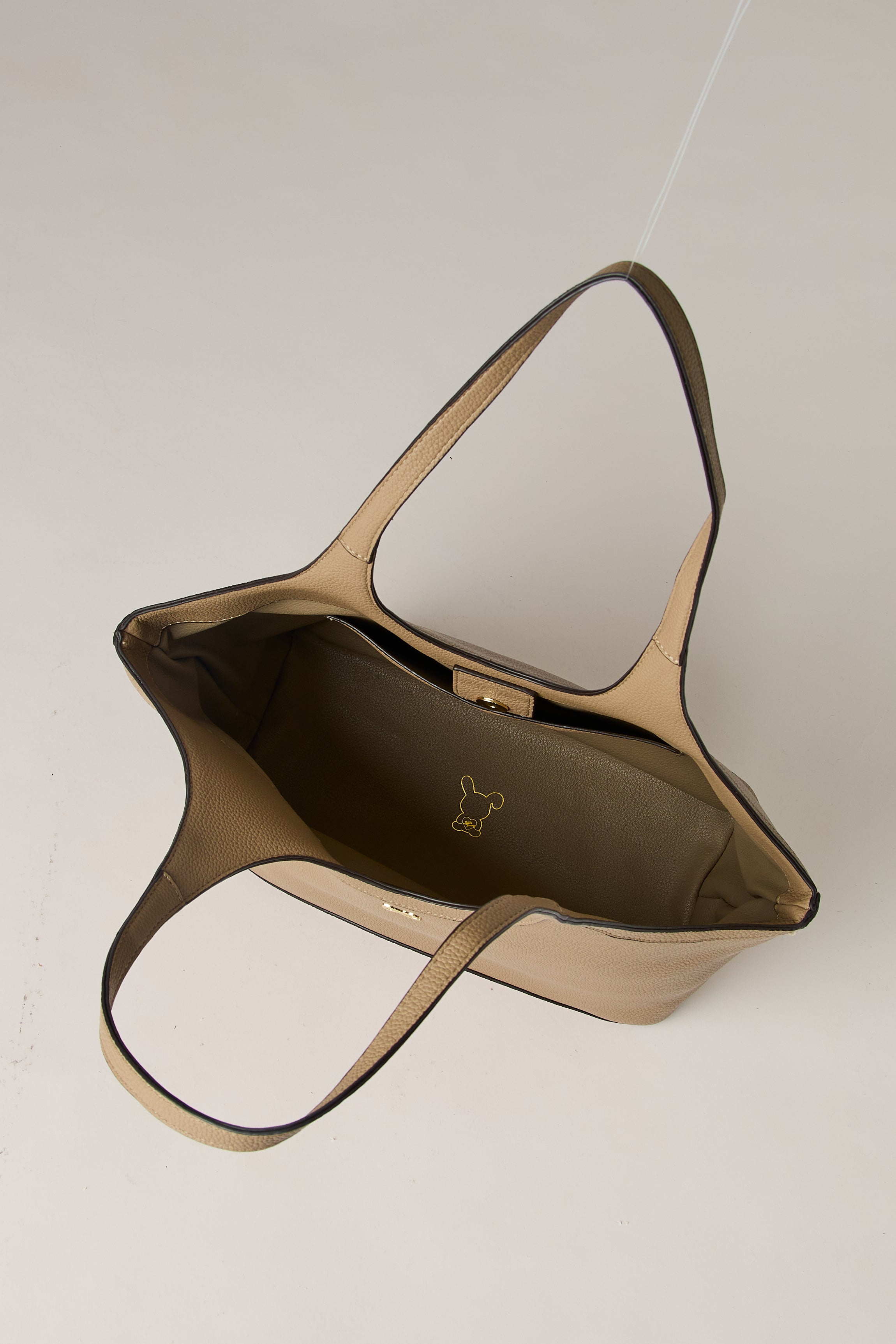 SOLEIL 30 PU BLACK
