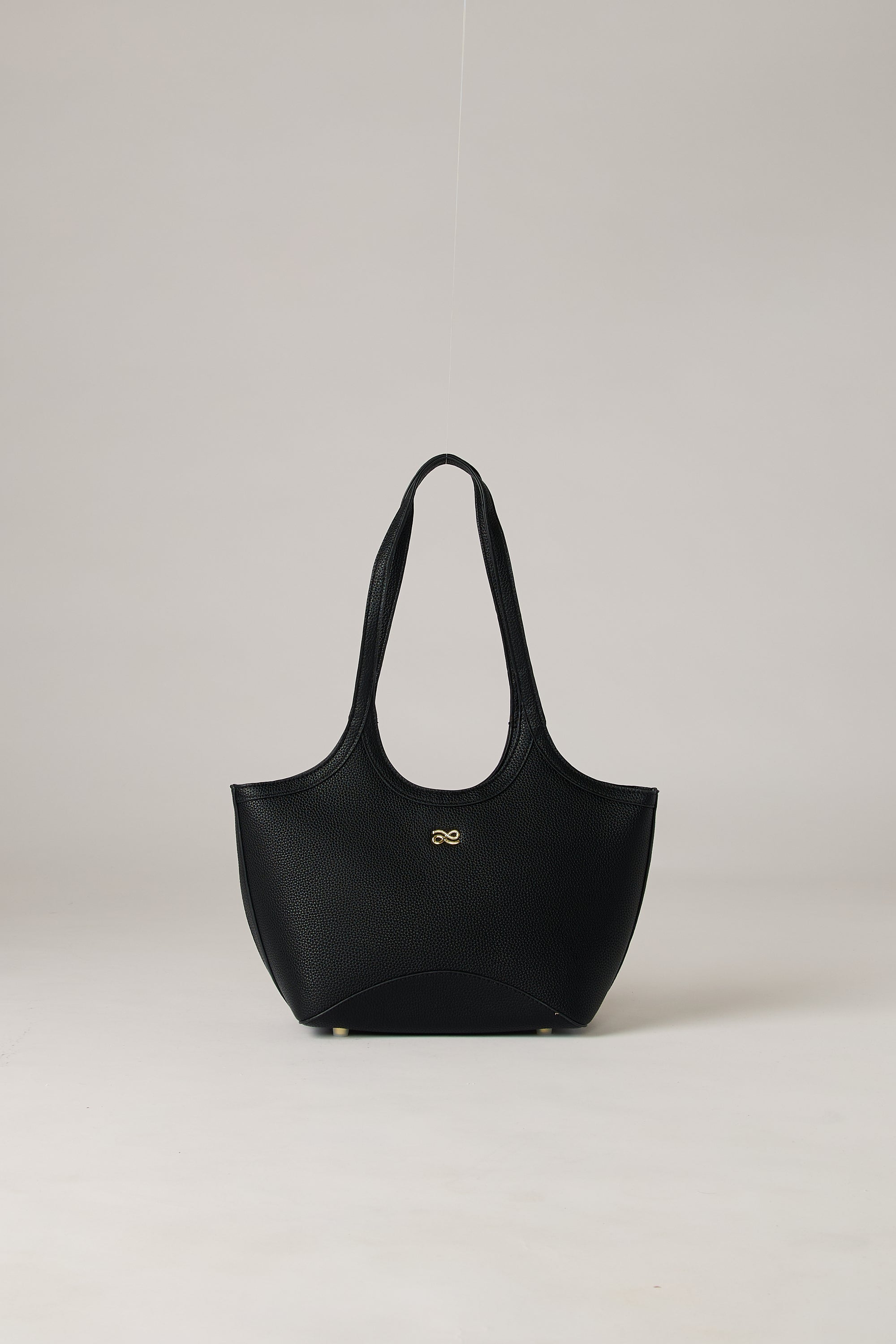 SOLEIL 22 PU BLACK
