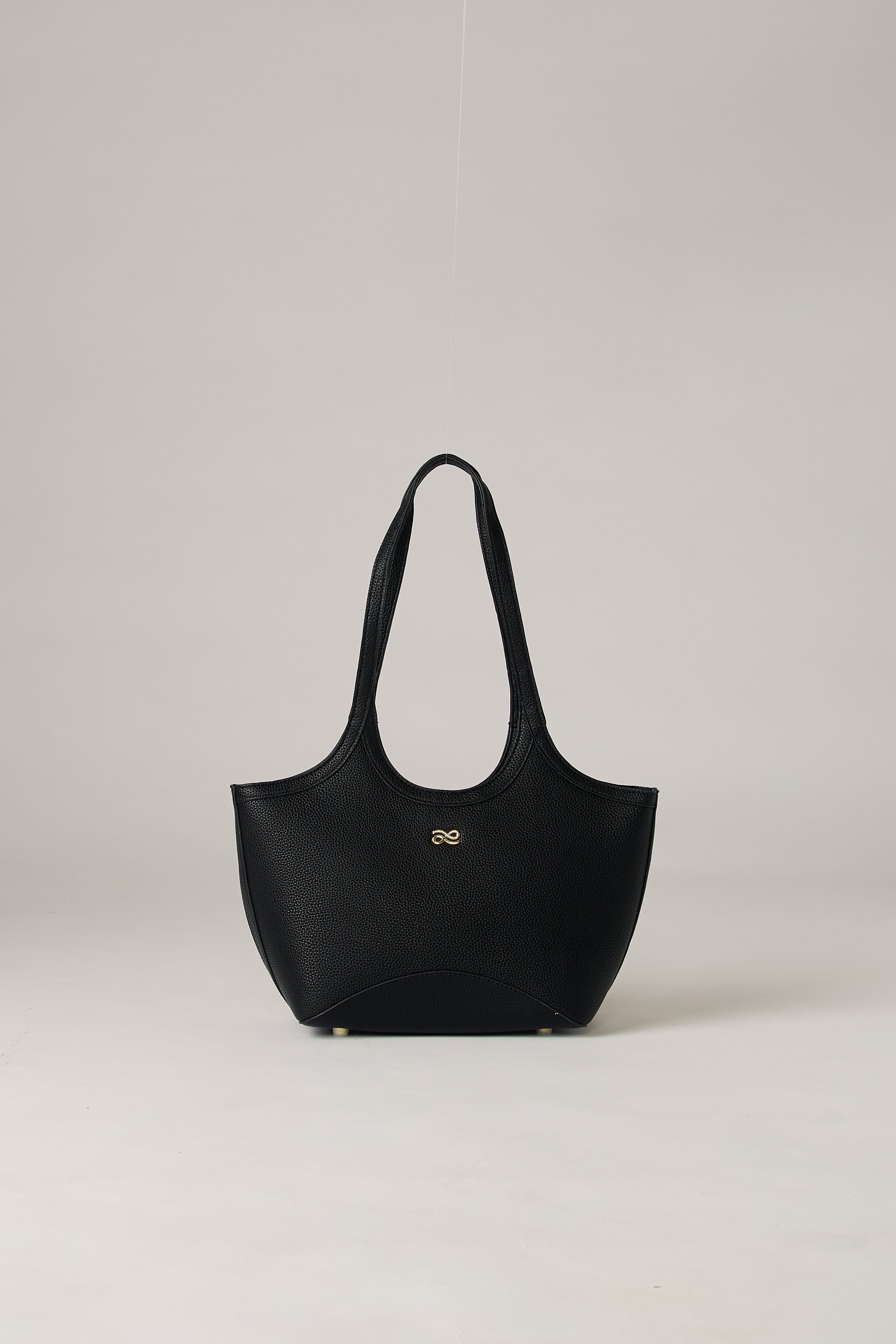SOLEIL 22 PU BLACK