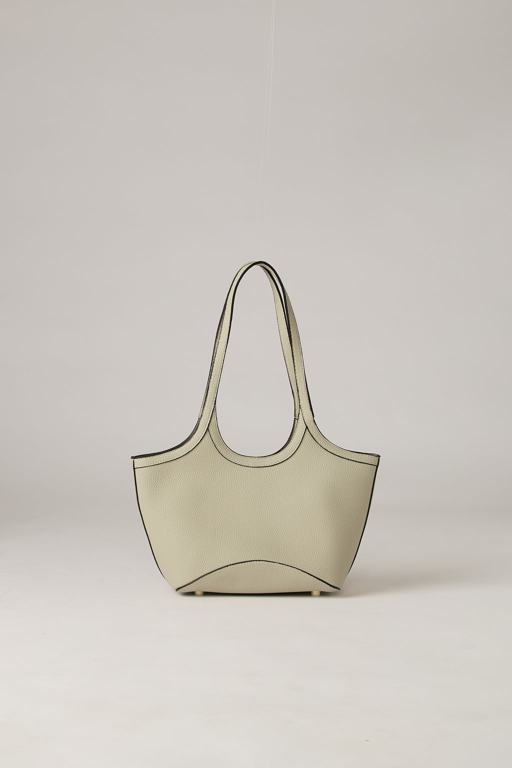 SOLEIL 22 PU PEARL GREY