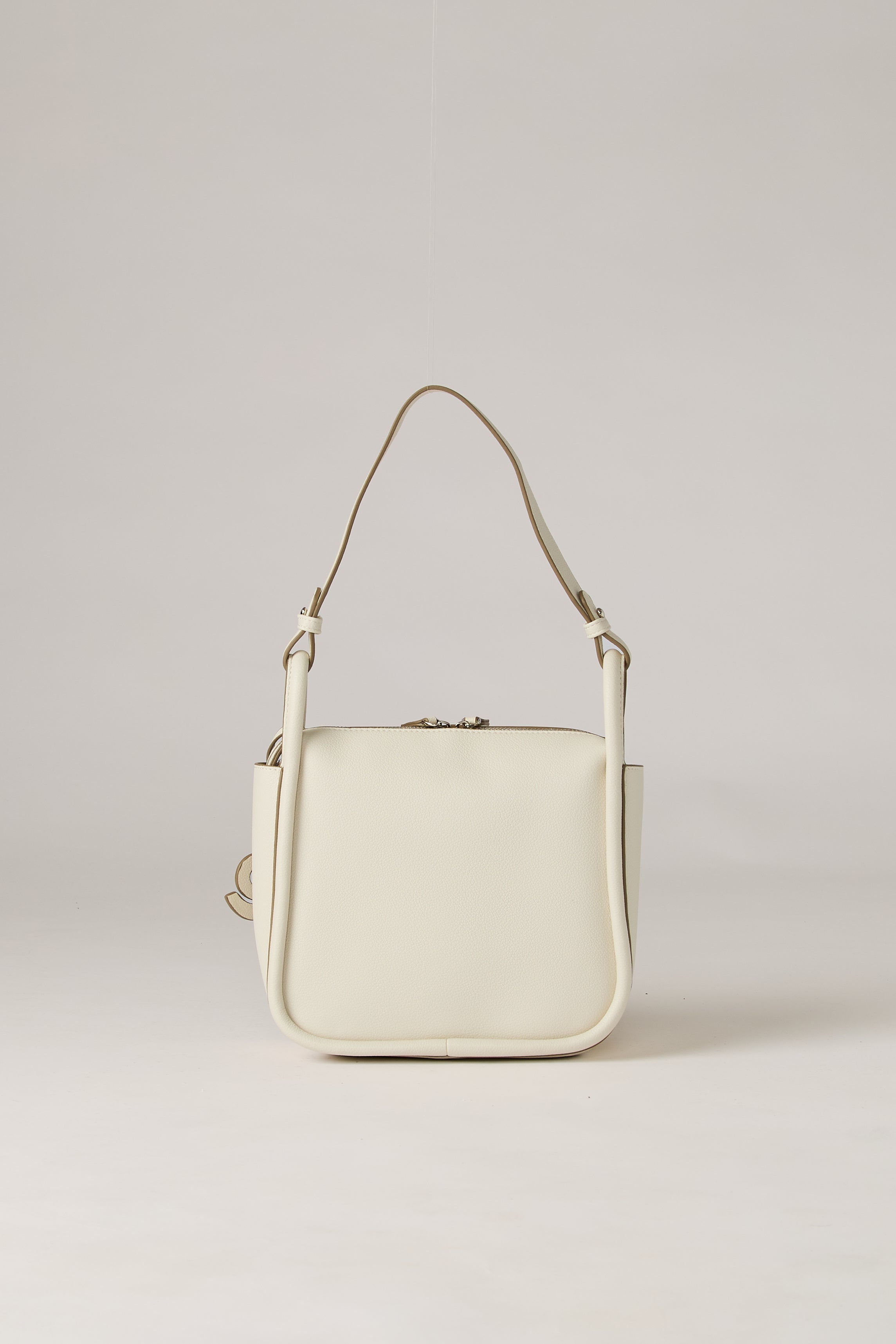 MOMENTUM JOURNEY PU DESTINY, MEDIUM