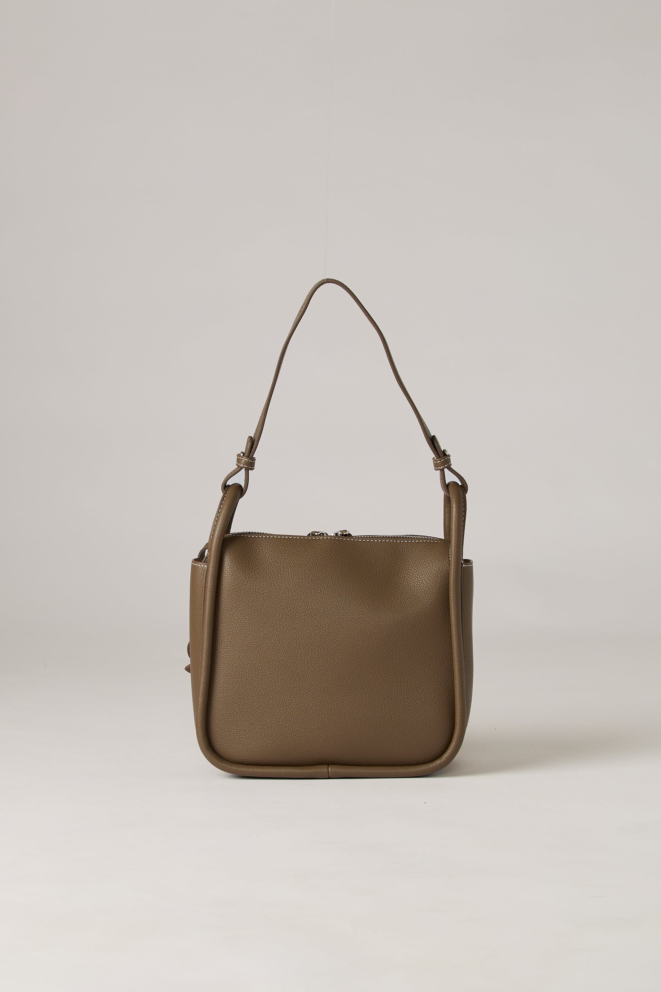 MOMENTUM JOURNEY PU TAN TAUPE , MEDIUM